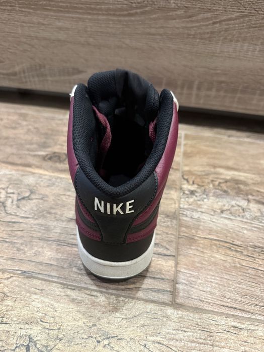 Спортни обувки Nike