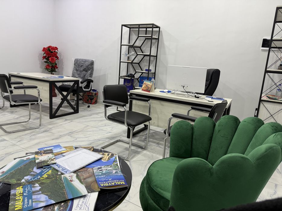 Продается офисная мебель