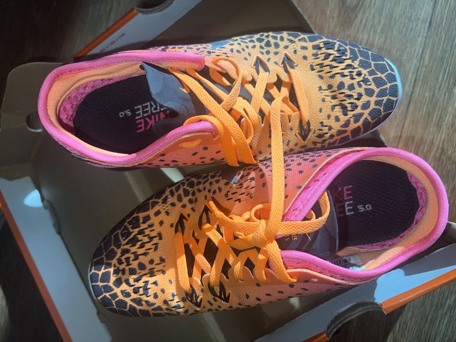 Новые 35 р, 22.5 см, найк