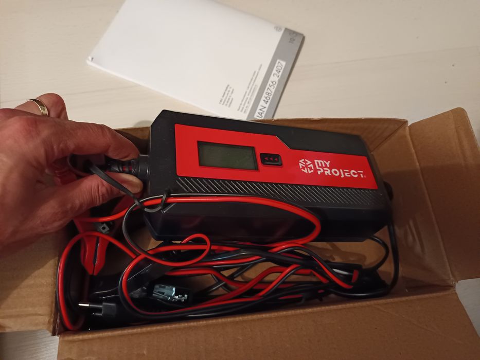 Зарядно за акумулатори My project