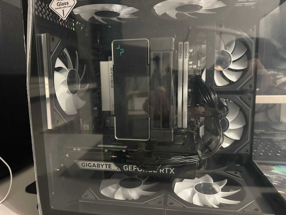 Amd AM5 Ryzen 5 7500F+5060ti