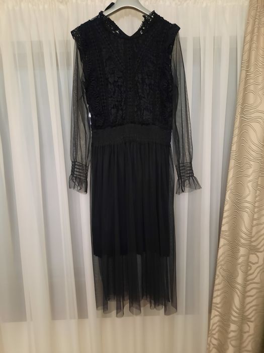 Rochie dantela si tulle