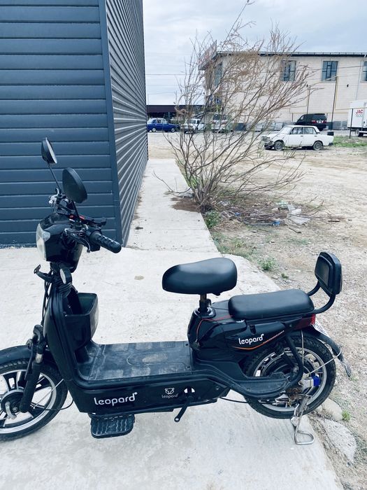 Скутер leopard pro