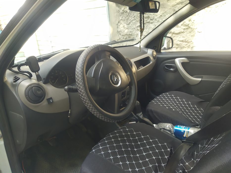 Рено Сандеро 2013г