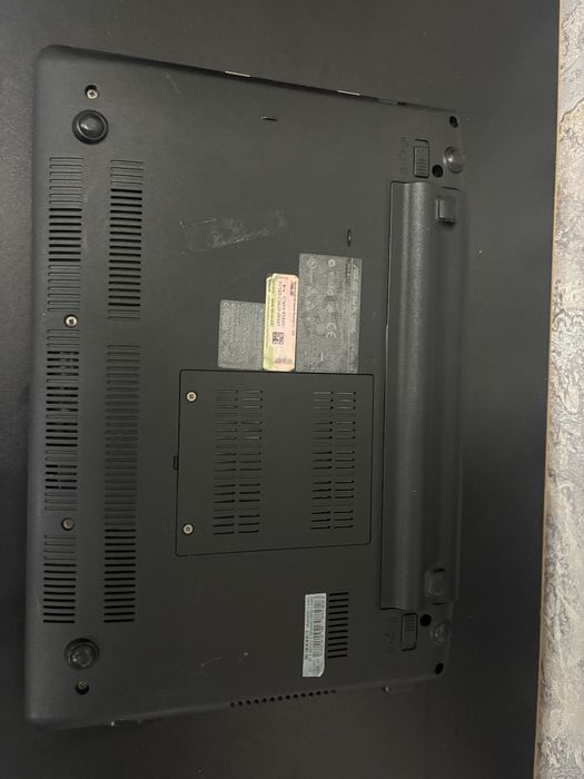 Ноутбук ASUS.