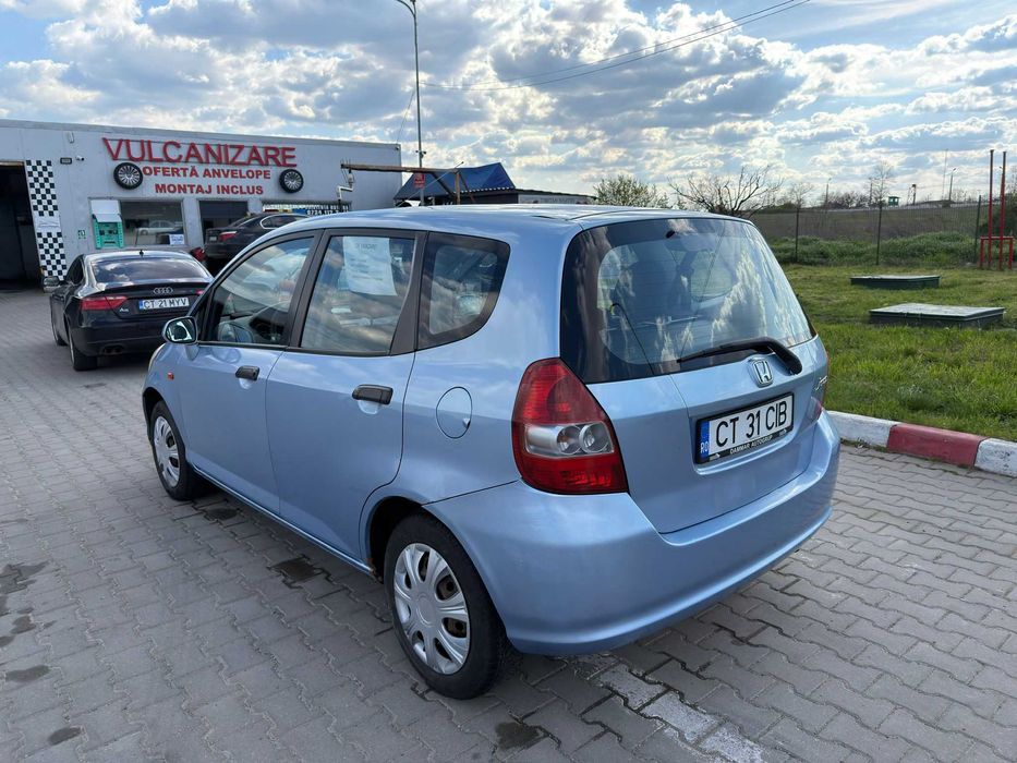 Mașina de vânzare!