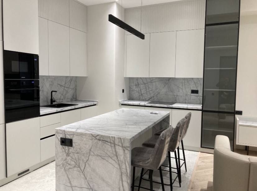 Оринтер Цум! Сдается 2-х комнатная новая квартира