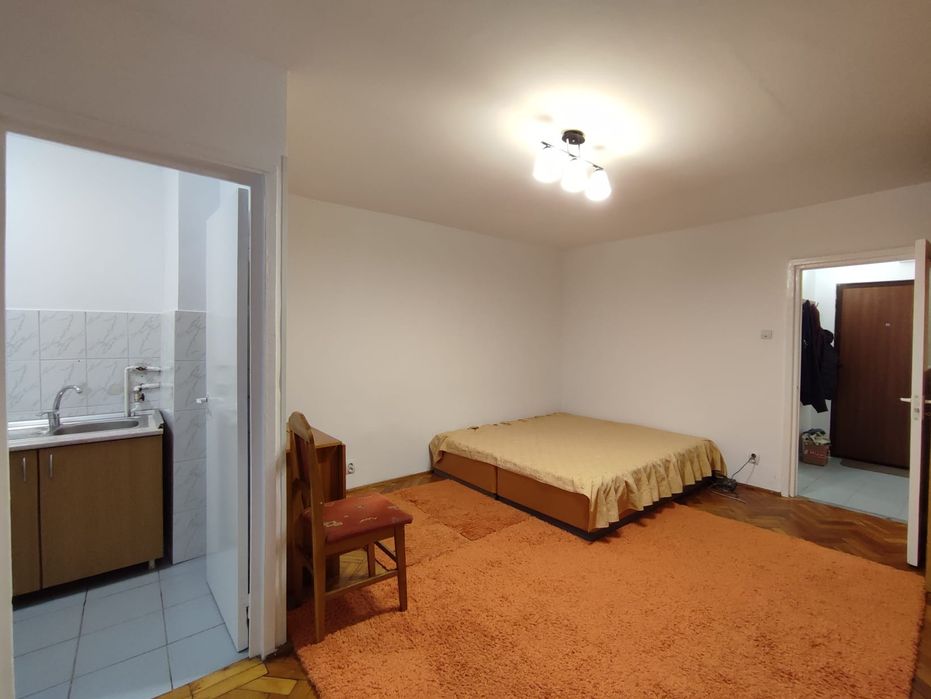 Garsoniera de închiriat- Str Aurel Suciu