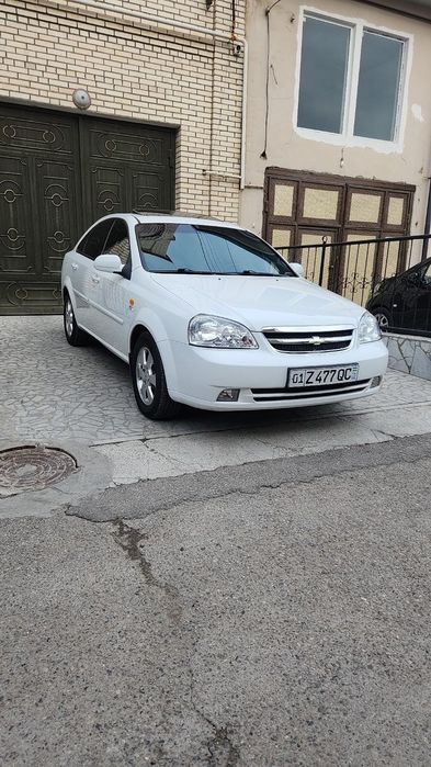 Lacetti 1.6 2013 yil Lasetti Avtomat xolati ideal 135mi probeg