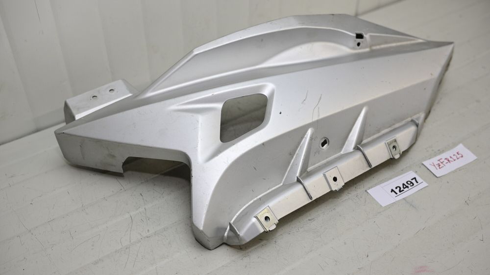 Carena Inferioara Dreapta Yamaha YZF-R125 2008 - 2012