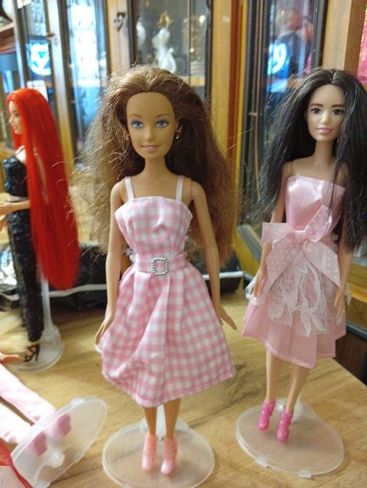 Куклы Барби  продаются