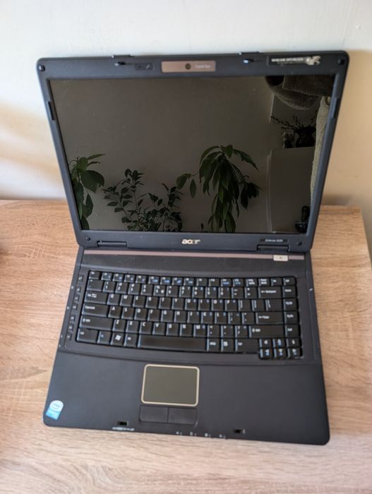 Vând laptop Acer