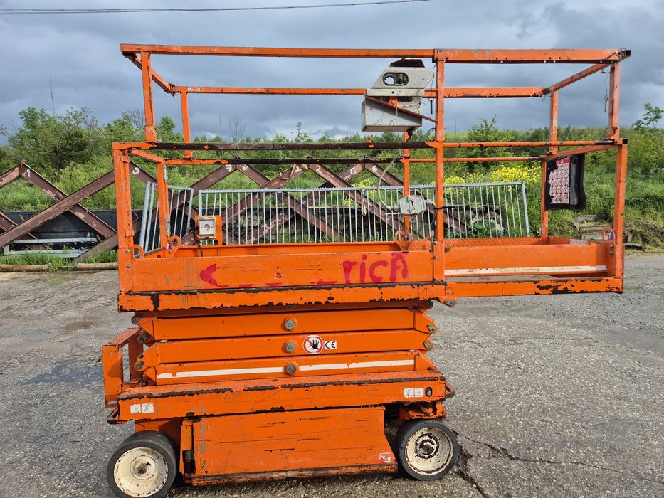 Nacela tip foarfeca SKYJACK