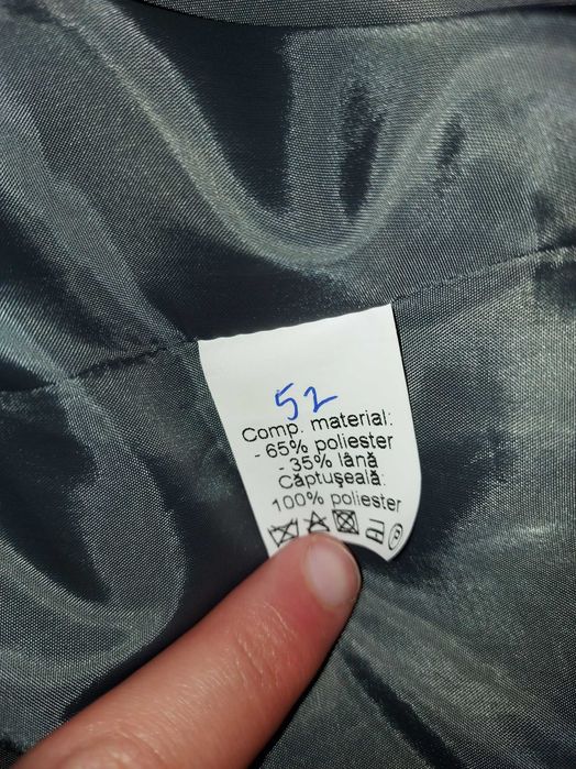 Vand costum barbatesc marimea 52