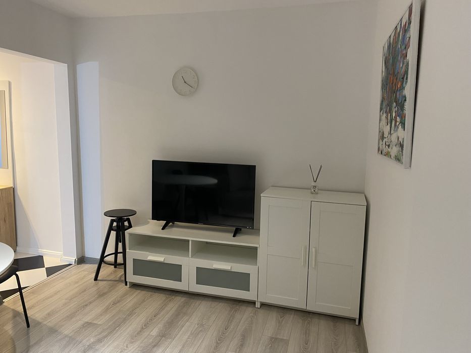 2 Camere Judetean, Nedecomandat, Proprietar