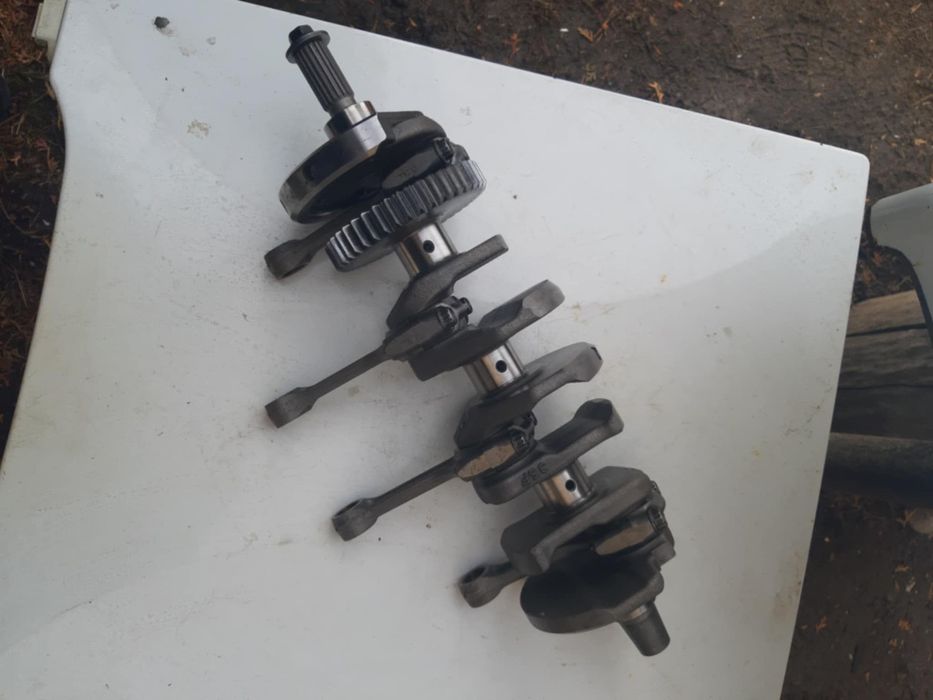 Suzuki GSXR 750 arbore cotit