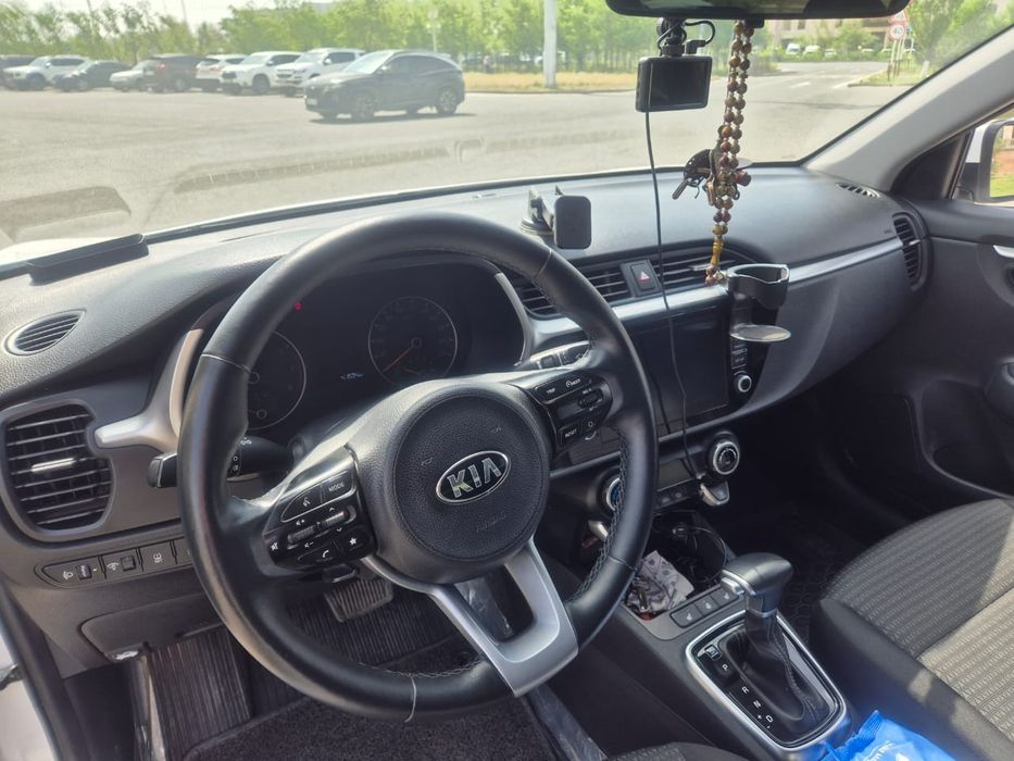 Автомашины Киа Рио