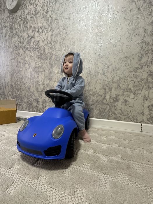 Машинка новый продам соочна