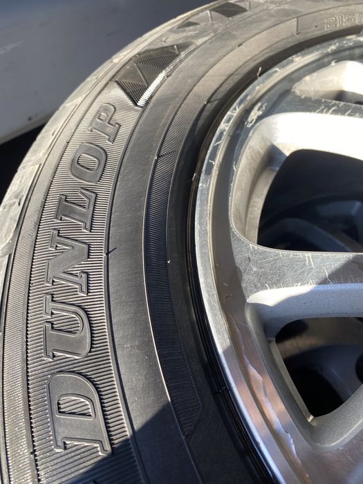 Продам комплект шин