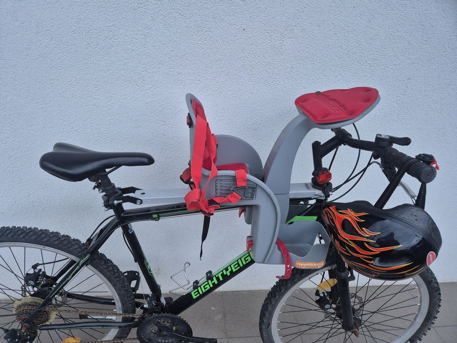 Scaun bicicleta copii WeeRide cu casca