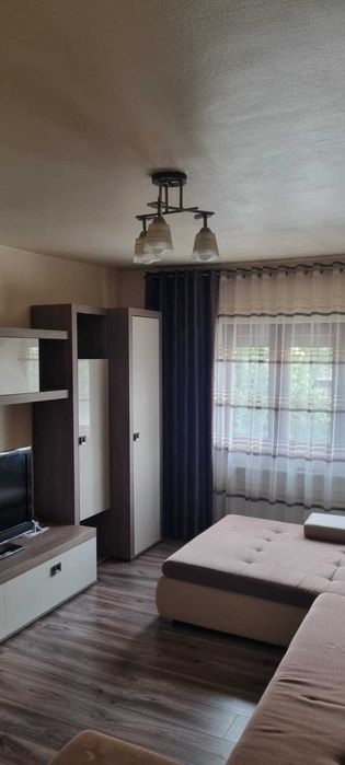 Apartament de inchiriat