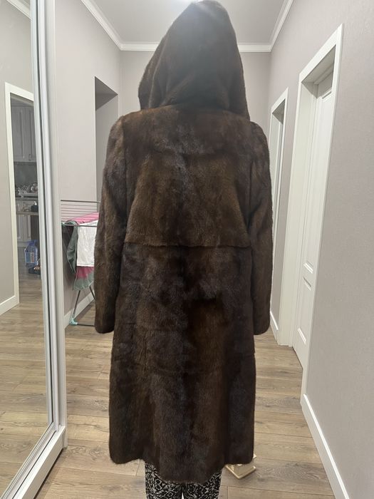 Продадим норковую шубу