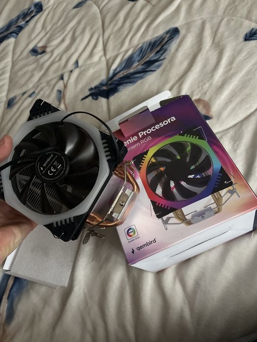 Kit i7 7000 + Placa de baza b250 fin tech + Cadou Cooler gembird x120