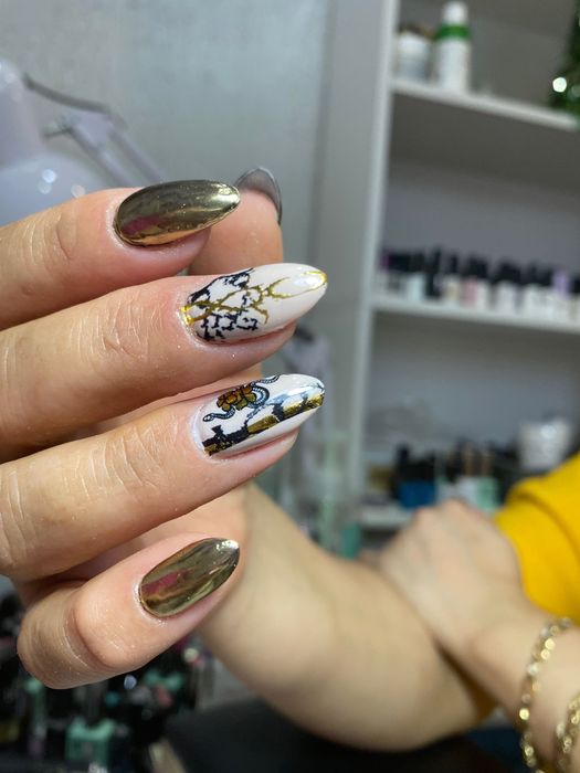 Маникюр педикюр шугаринг новостройка