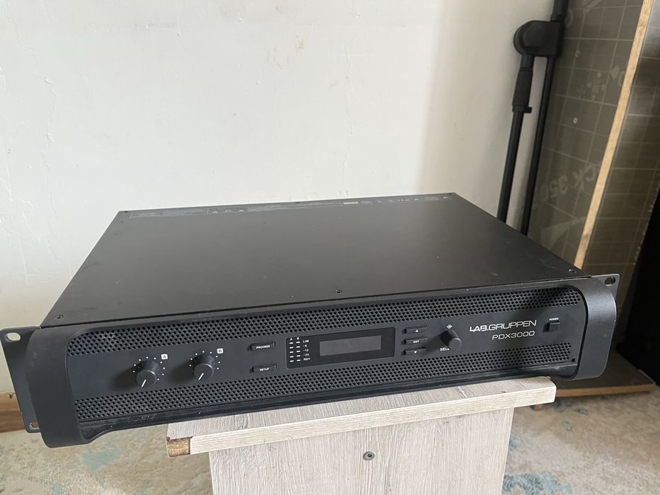 Усилитель Lab.gruppen PDX3000 черный