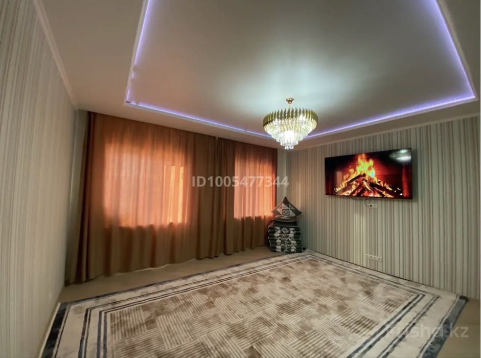 В городе продается мансардный дом