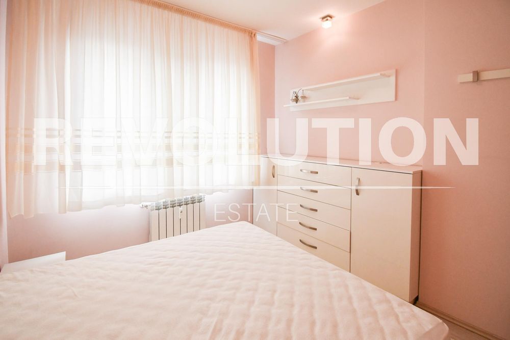 Дава се под наем Двустаен апартамент в София, Център - 50 кв.м за 770 € - Снимка #4