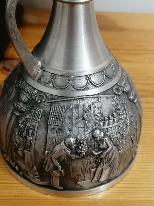 Набор из олова в отличном состоянии