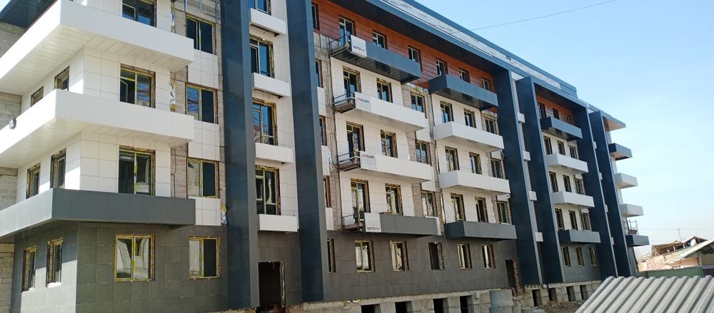 Alyukobond alkafon alucapon mantaj xizmatlari qilamiz