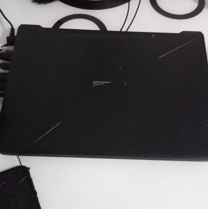 Laptop gaming ASUS TUF,in stare buna.