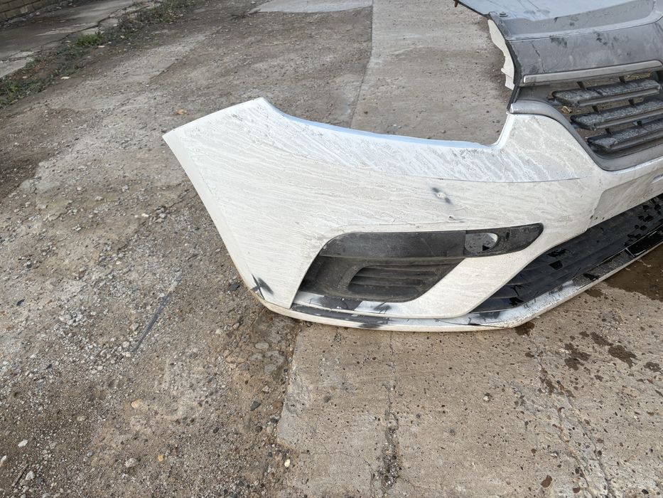 Продам бампер рено логан