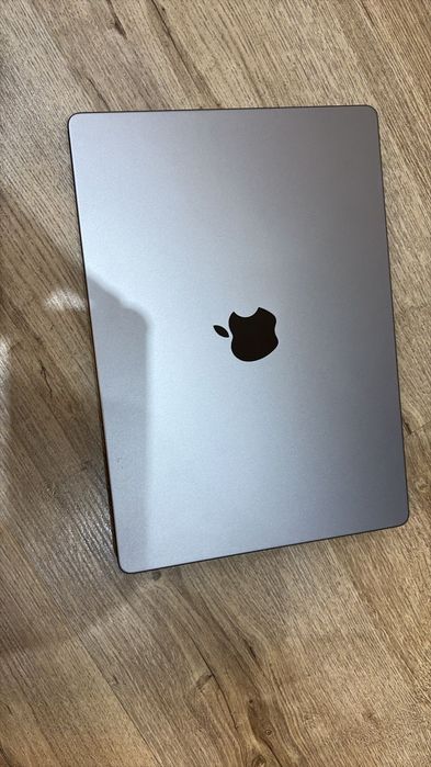 MacBook Pro m1  16/512