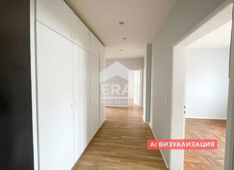 Продава се Тристаен апартамент в Кърджали, Център - 76 кв.м за 829 €/кв.м - Снимка #2
