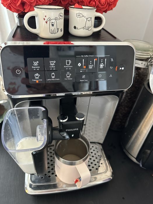 Кафеавтомат philips EP3246/70 15 bar