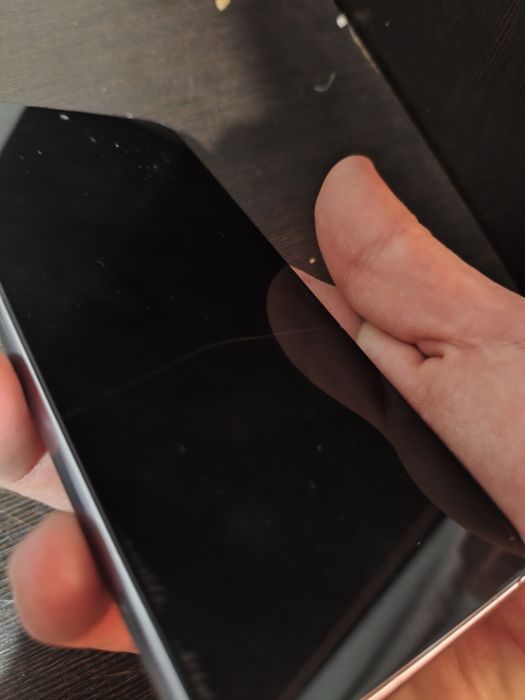 Продается Samsung S21 FE