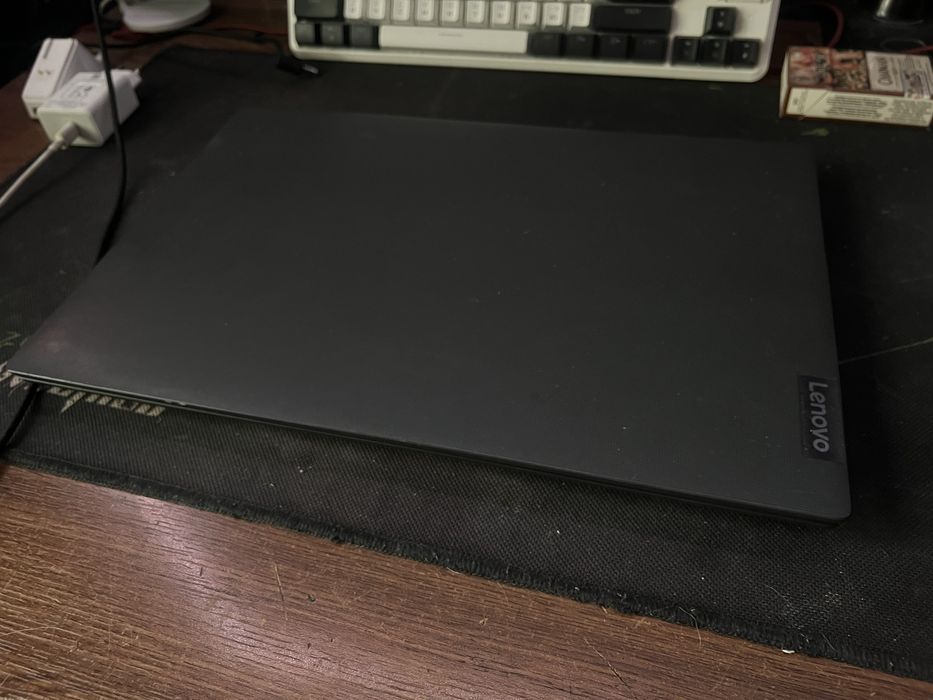 Ноутбук Lenovo
