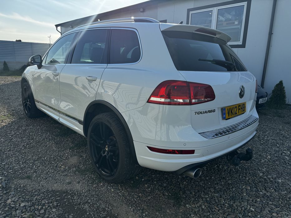Dezmembrez touareg 7p Rline CRC 3.0tdi