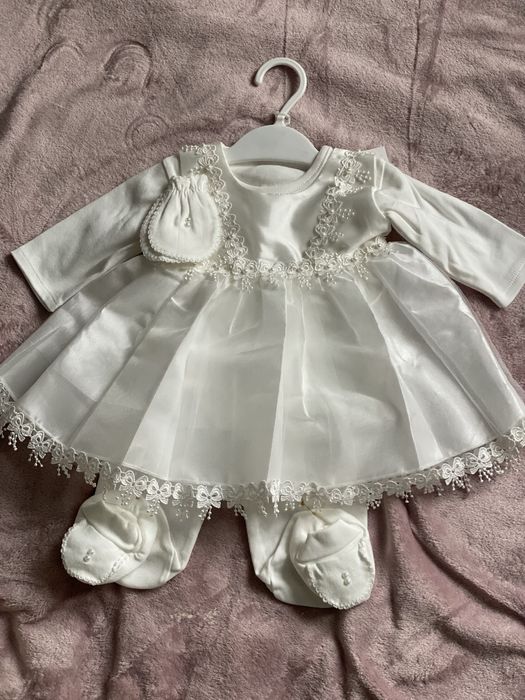 Новые нарядные платья для девочки