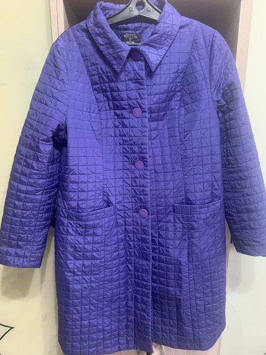 Продам болоневое пальто осень-весна.