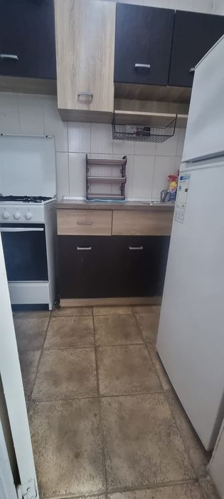 Închiriez garsoniera Micalaca