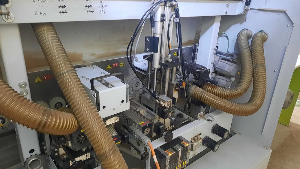 Kromka stanok Homag. Pvx OPTIMAT KDF 120 C.