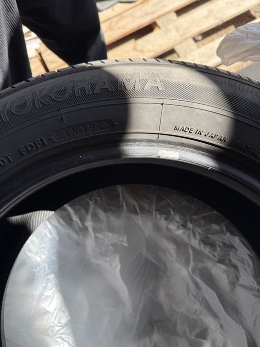 Шины yokohama 215/60/16