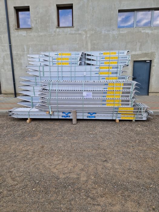 Rampe excavator și auto