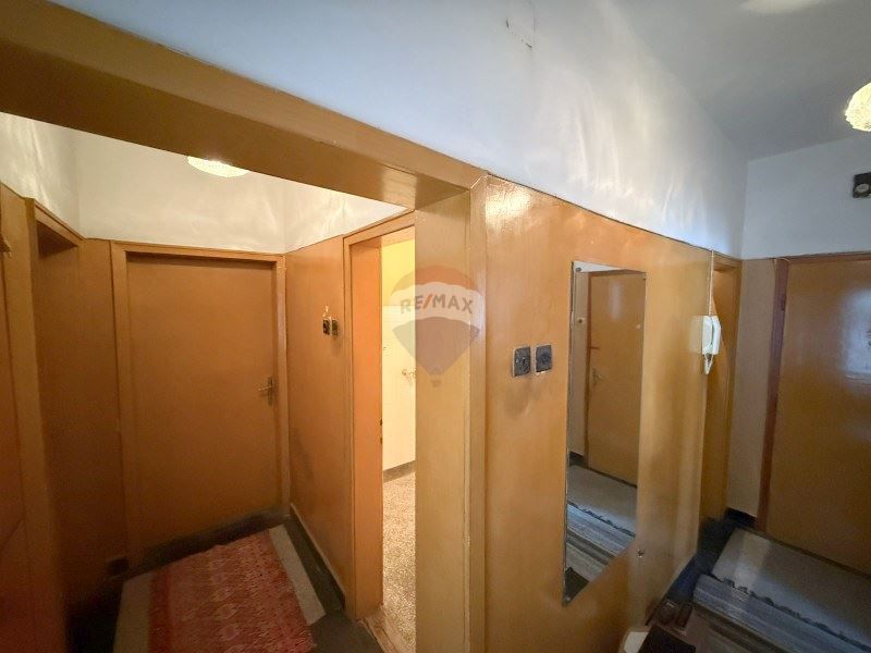 Четиристаен апартамент кв. Чайка ДК4641