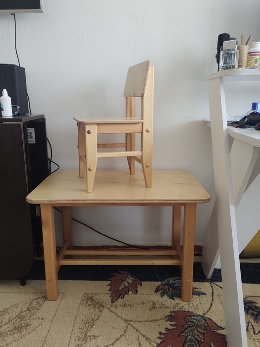 Детский столик и стульчик