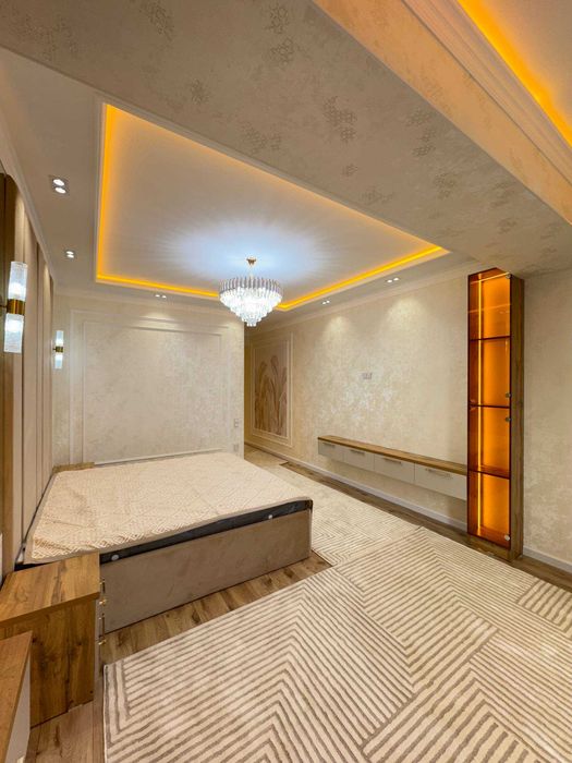 Срочная Цена ! Продается 4 Комнатная На Ул.Нурафшан!